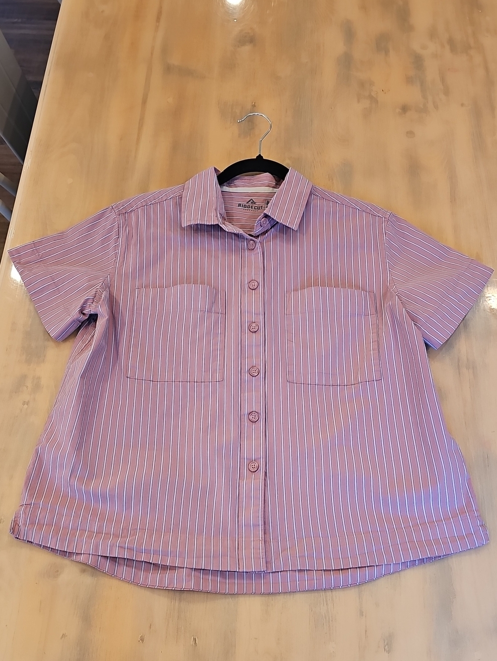Ridgecut Short-Sleeve Button-Down Shirt — Dusty Rose Stripe M